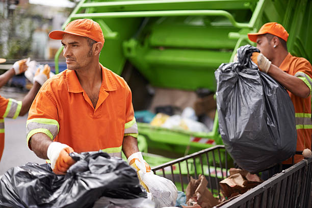 Best Moving and Downsizing Cleanouts  in Fairbank, IA